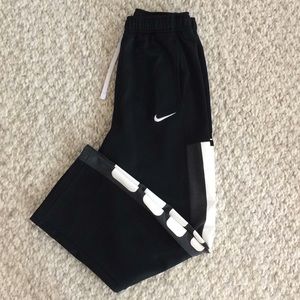 Nike Therma-Fit Sweatpants, like brand new!!